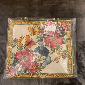 Brighton Love is in the air tote